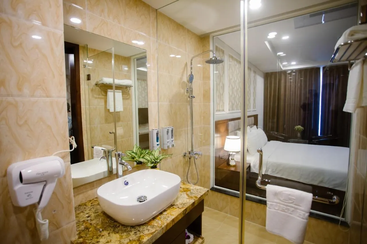 Century Hotel Da Nang