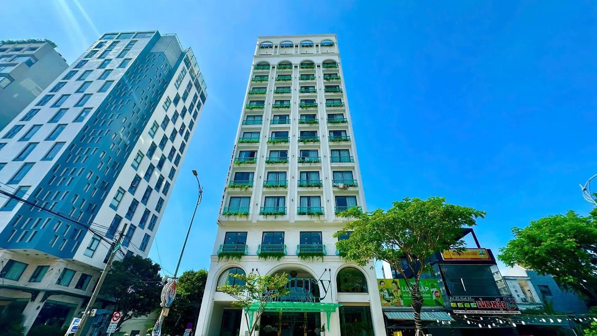 Century Hotel Da Nang