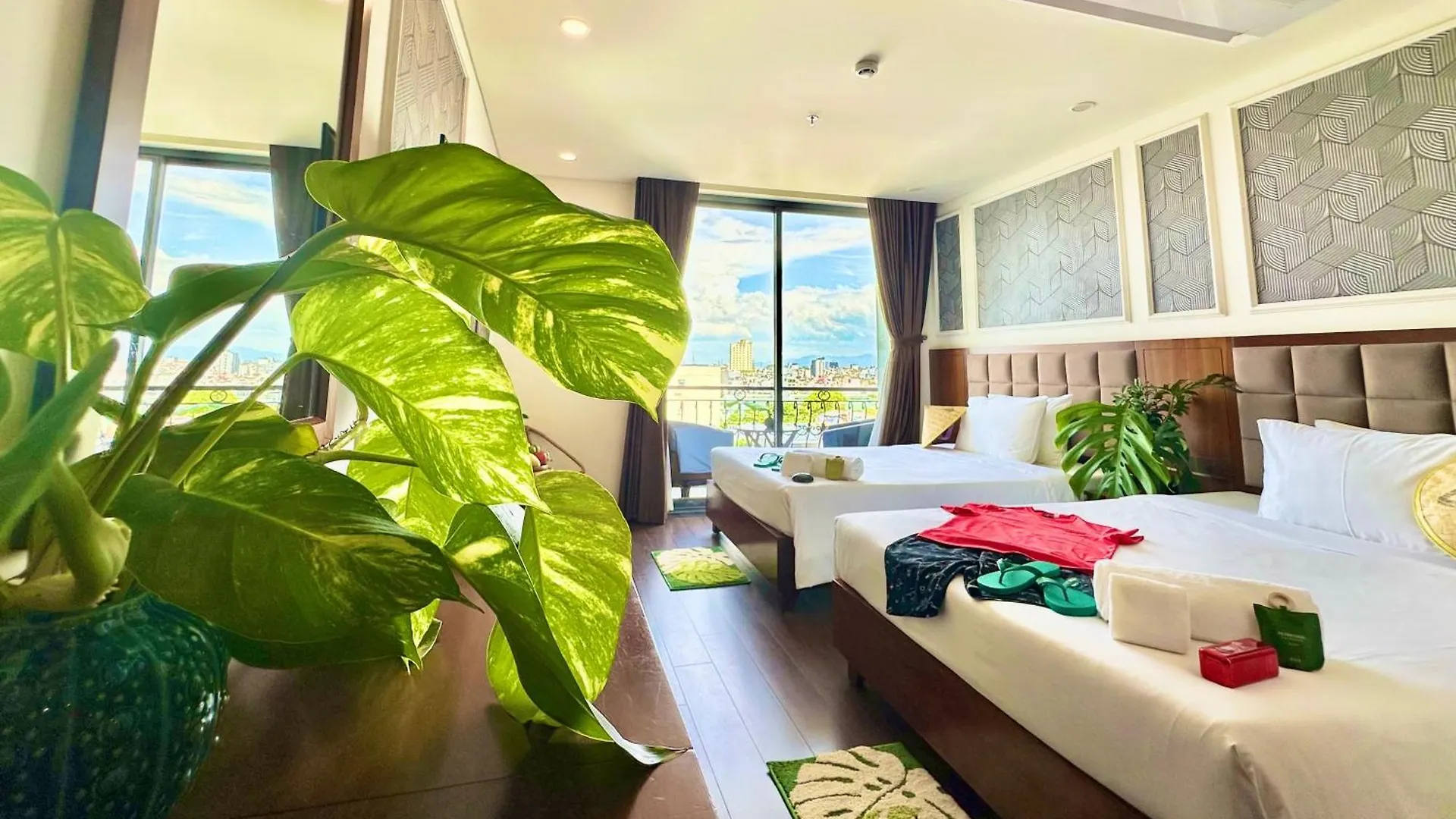 Century Hotel Da Nang