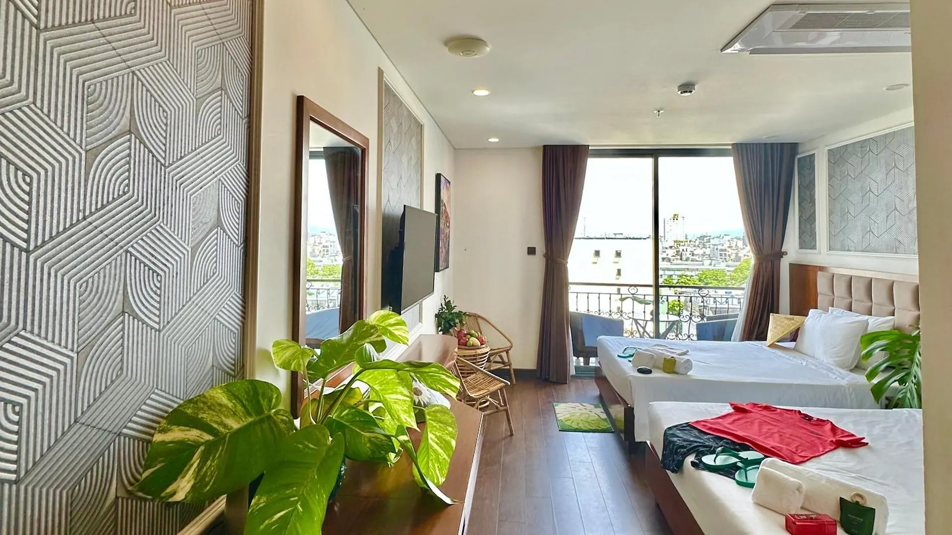 Century Hotel Da Nang 4*,  Vietnam