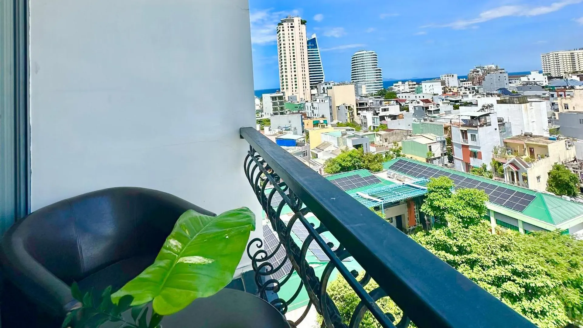 Century Hotel Da Nang