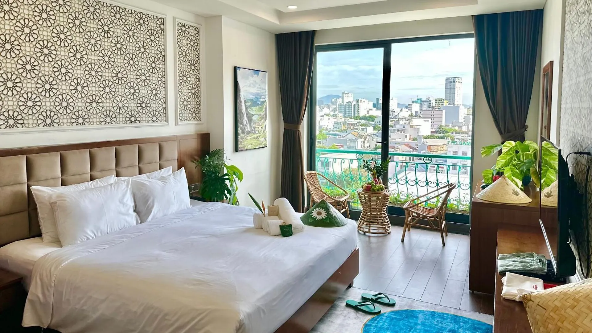 Century Hotel Da Nang