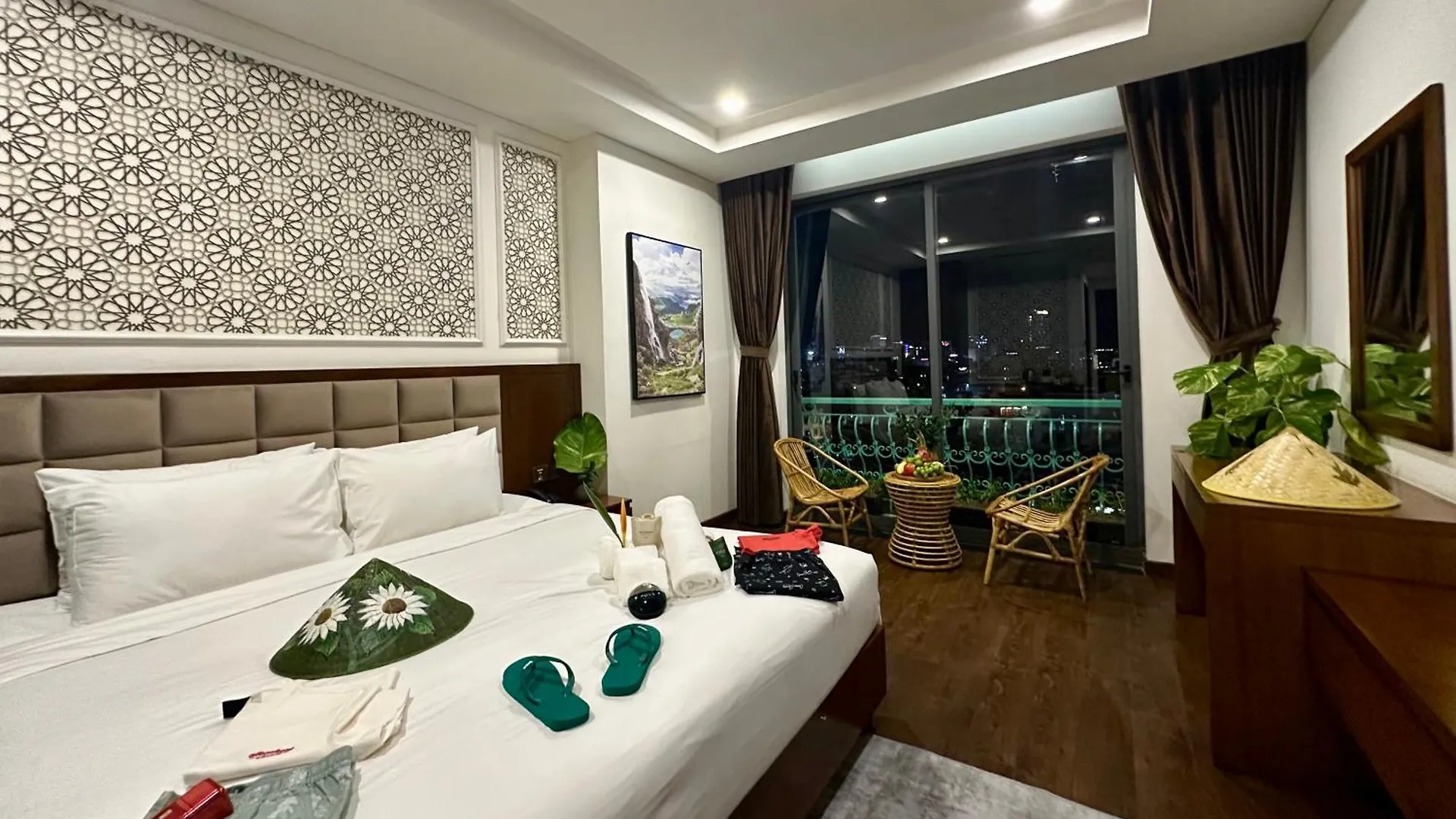 Century Hotel Da Nang
