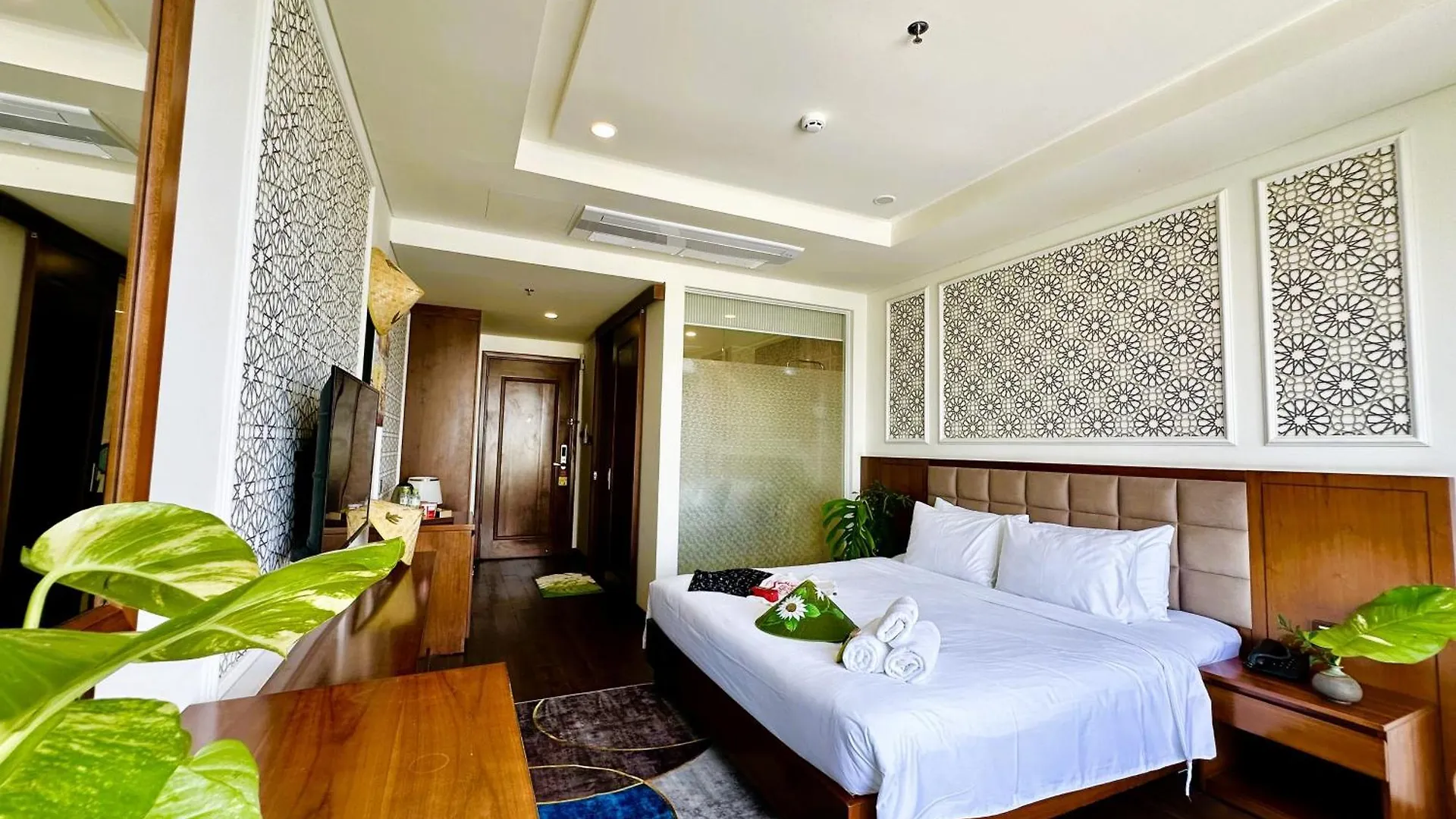 Century Hotel Da Nang